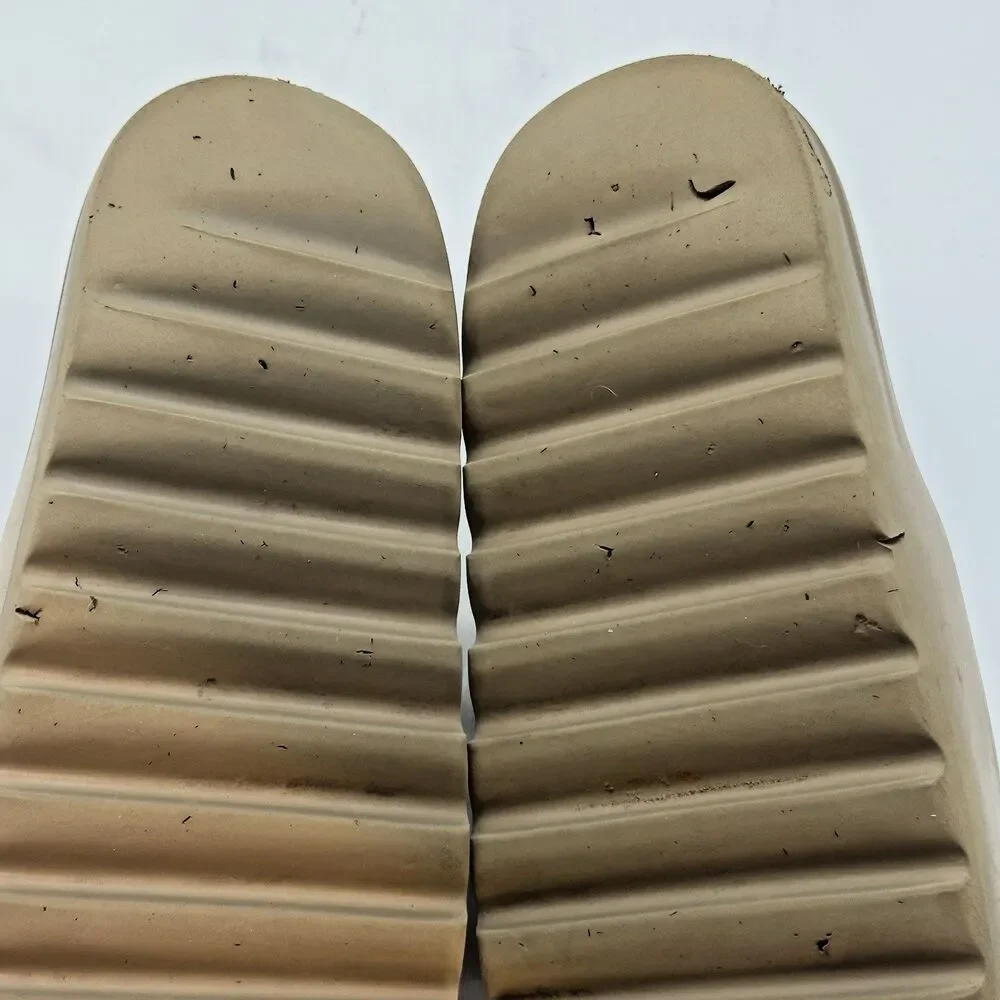 adidas Yeezy Slides Ochre Brown GW1931 Men's 12 Foam Sandals Beach Comfortcore